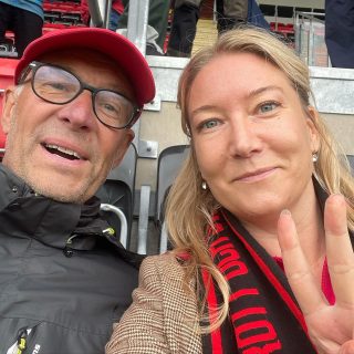 Heter väl Motgångssupporter i mellannamn, både jag och pappa? 
#ÖFK❤️🖤
#ÖFKBP