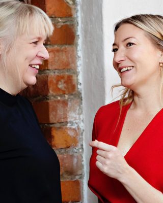 Har fått ett jättefint poddavsnitt av Elin möter – det första jag inte själv medverkar i – i födelsedagspresent av min vän och producent Annelie Lanner! Stort tack! 🌸🌸🌸
#alltattvinnaiandrahalvlek
#ElinMöter